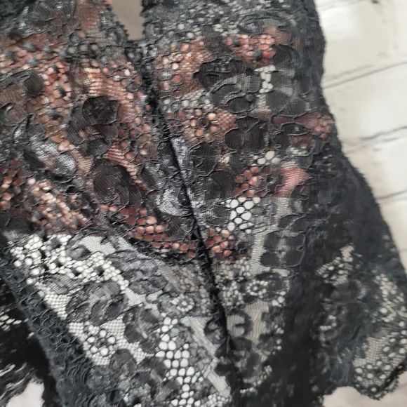 Victoria's Secret Teddy Lingerie 36c black lace - Picture 4 of 7